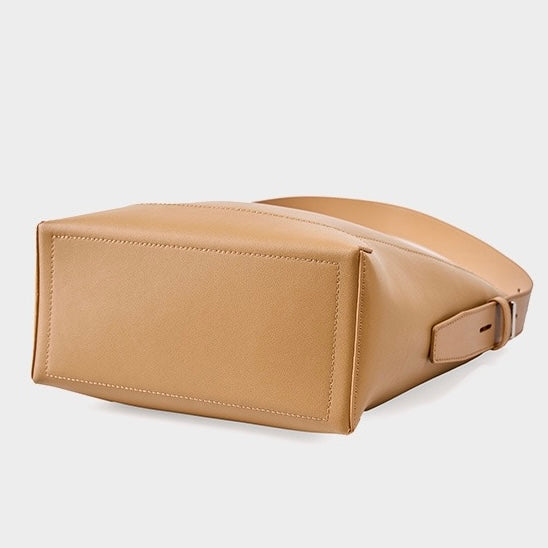 Niva Classic Bucket Bag – Khaki Leather