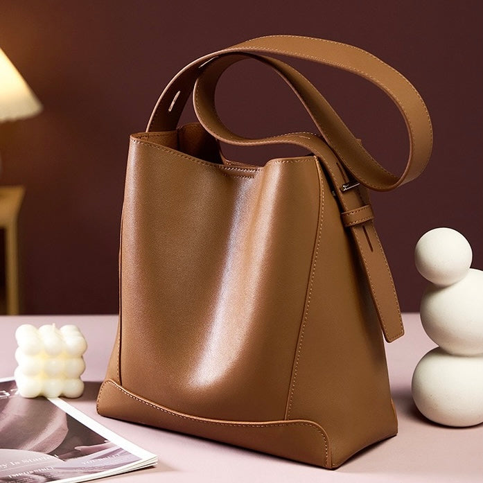 Niva Classic Bucket Bag – Brown Leather